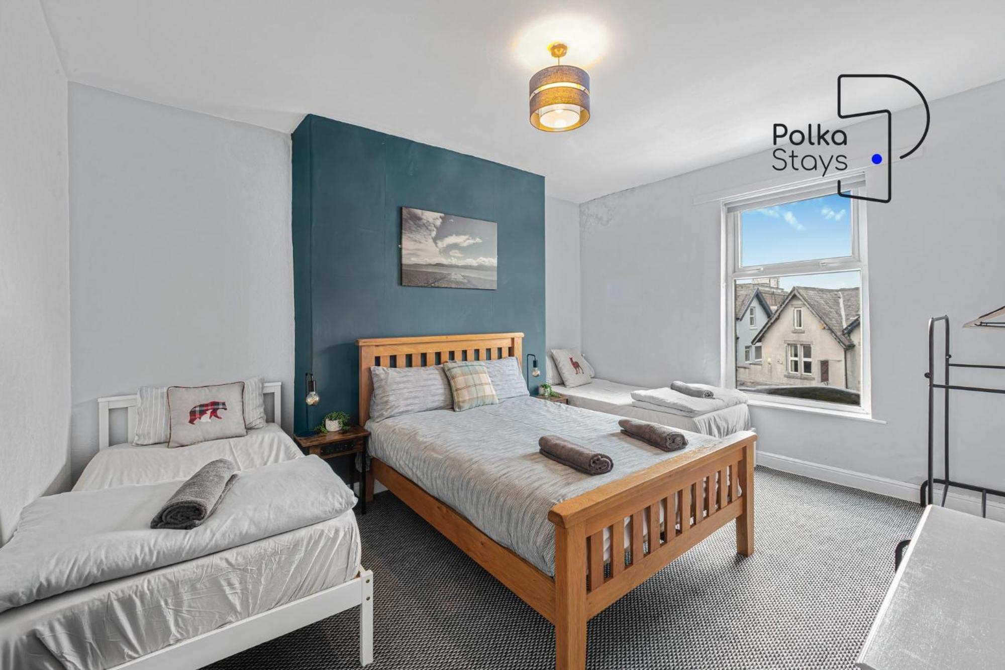 Polkadot Winter Gardens - Large Modern Apartments In Blackpool By Polkastays Bagian luar foto