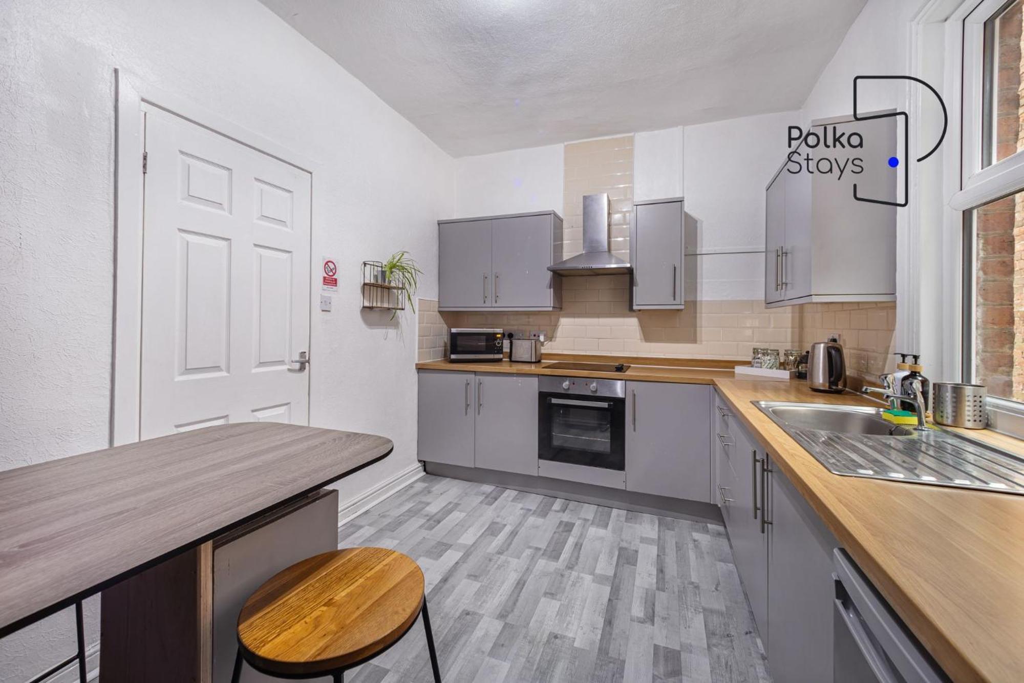 Polkadot Winter Gardens - Large Modern Apartments In Blackpool By Polkastays Bagian luar foto