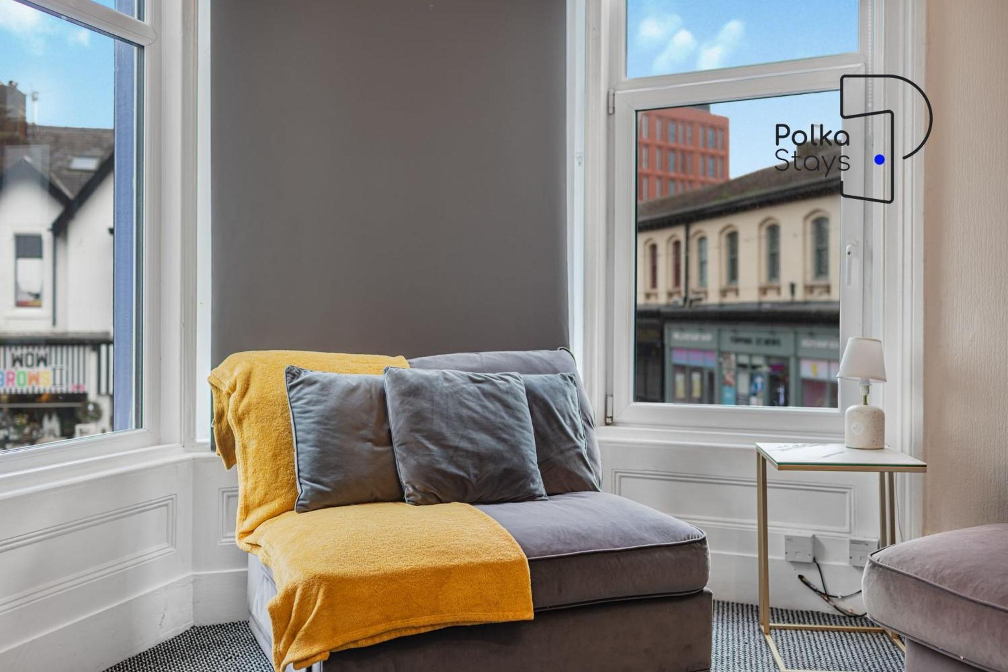 Polkadot Winter Gardens - Large Modern Apartments In Blackpool By Polkastays Bagian luar foto
